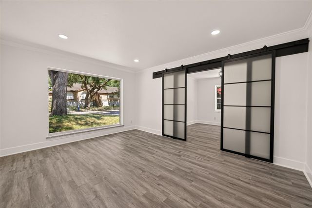 9519 Moorberry Lane, Houston, TX 77080