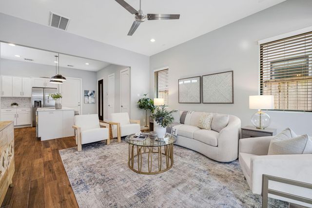 114 E 33rd Street B, Houston, TX 77018
