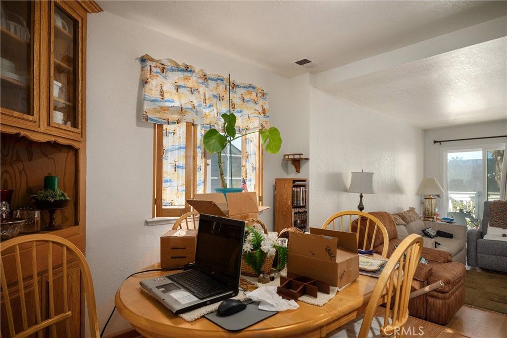 Image 9 of property listing at 164 Cypress Avenue 15, Cayucos, CA 93430