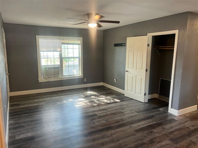 4326 Larkspur Street 1-4, Houston, TX 77051