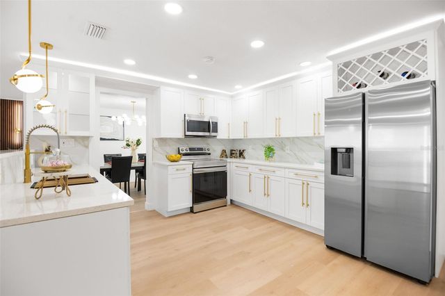 650 PINECREST DRIVE, Largo, FL 33770