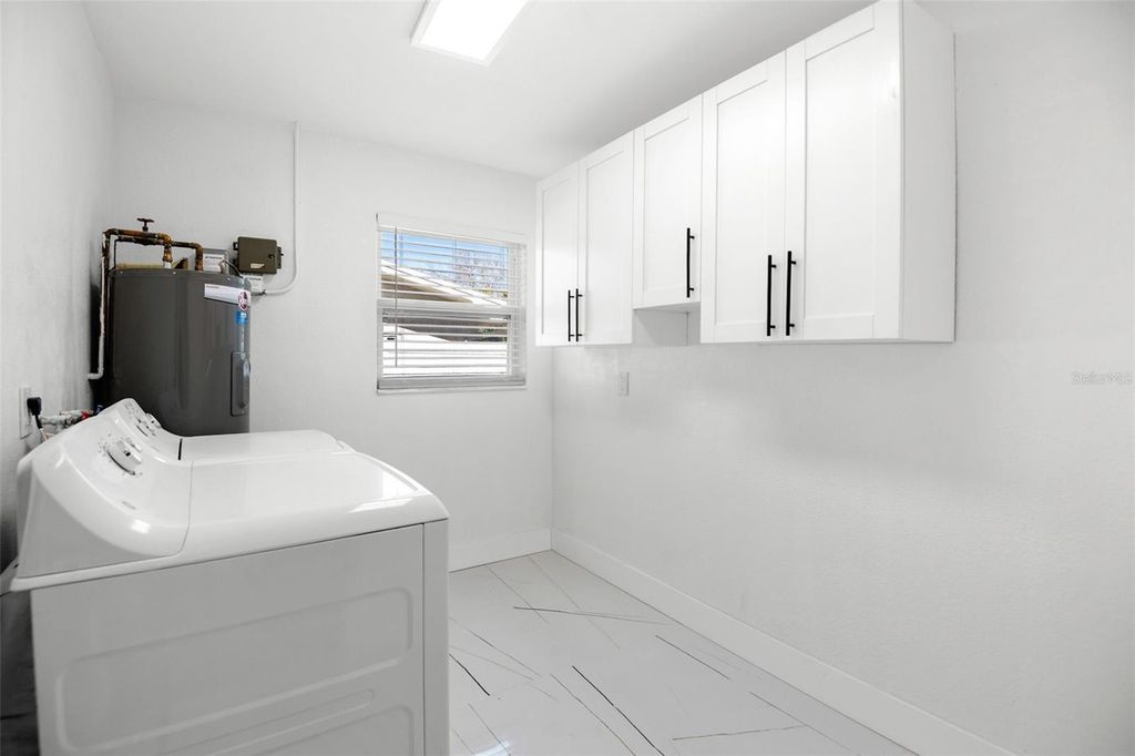 Image 35 of property listing at 650 PINECREST DRIVE, Largo, FL 33770