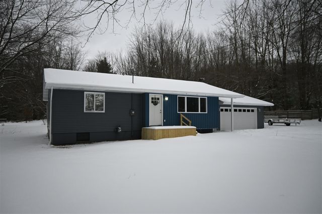 2392 W Bard Road, Muskegon, MI 49445