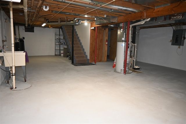 2392 W Bard Road, Muskegon, MI 49445