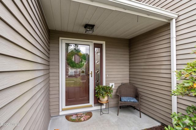 3016 Fern Court, Guilderland, NY 12303