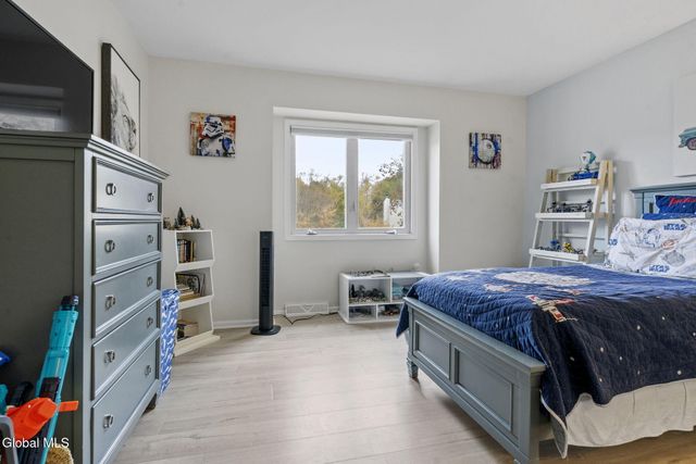 3016 Fern Court, Guilderland, NY 12303