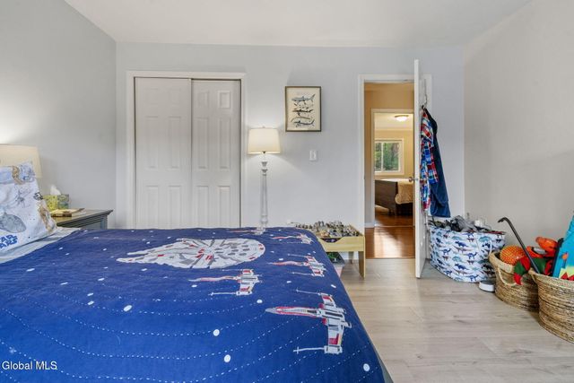 3016 Fern Court, Guilderland, NY 12303
