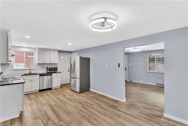 272 Dakota Ave, Bellevue, PA 15202