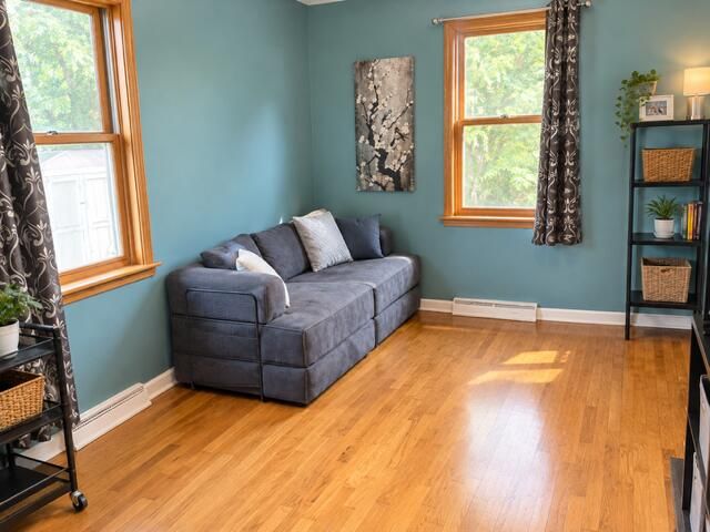 328 Doris Street NW, Sparta, MI 49345