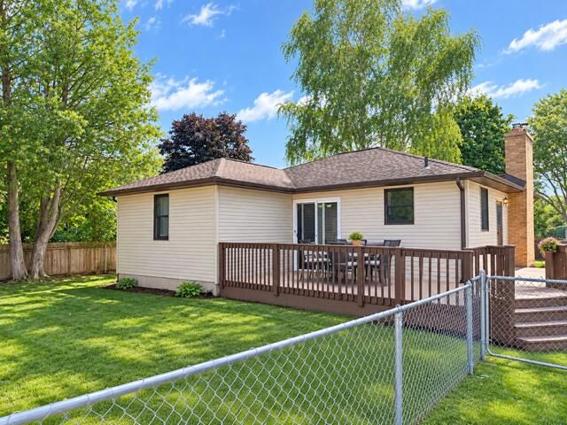 328 Doris Street NW, Sparta, MI 49345