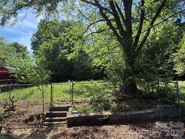 4147 Welling Avenue, Charlotte, NC 28208