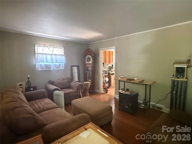 4147 Welling Avenue, Charlotte, NC 28208