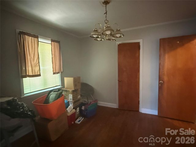 4147 Welling Avenue, Charlotte, NC 28208