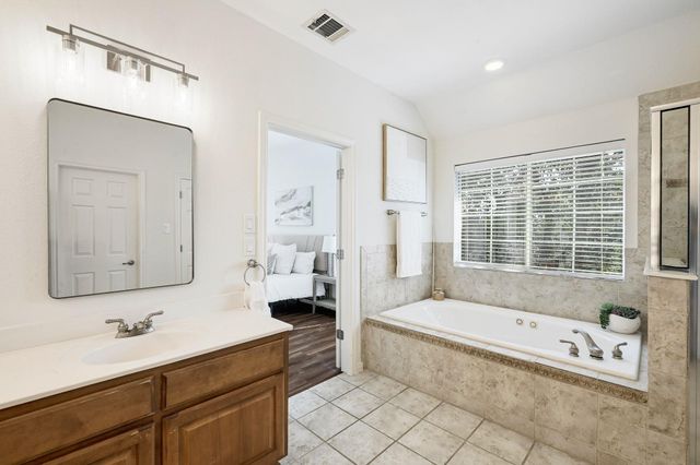 10109 Chestnut Ridge RD, Austin, TX 78726