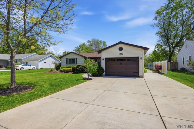 291 Seneca Place, Lancaster, NY 14086