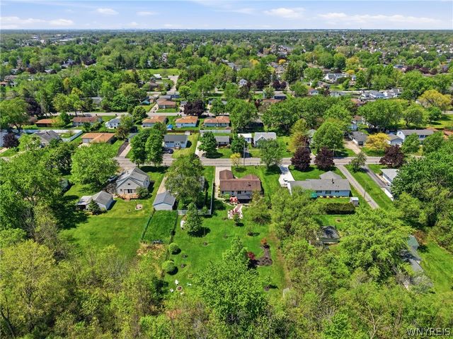 291 Seneca Place, Lancaster, NY 14086