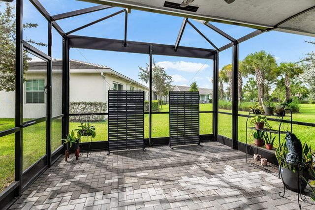 6982 Peters Lane, Delray Beach, FL 33446