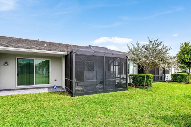 6982 Peters Lane, Delray Beach, FL 33446