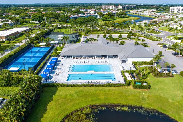 6982 Peters Lane, Delray Beach, FL 33446