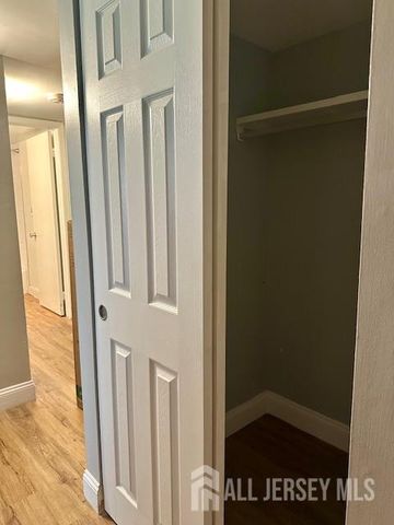 356 Ridge Road B11, South Brunswick, NJ 08810