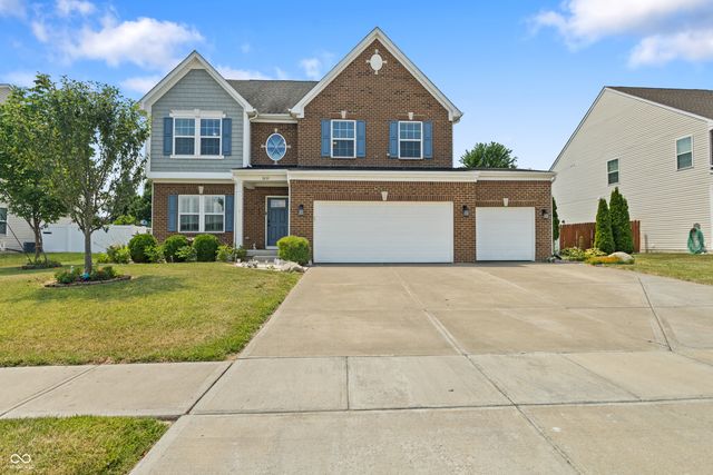 2833 Holiday Way, Greenwood, IN 46143