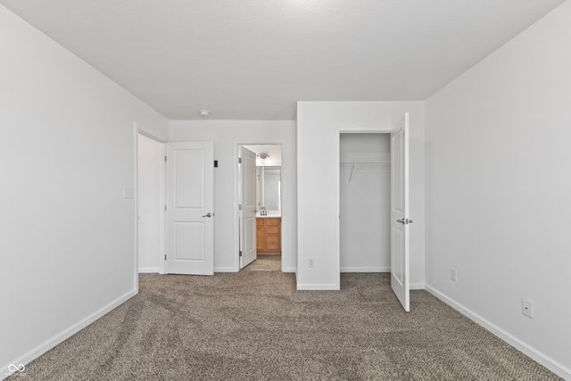 2833 Holiday Way, Greenwood, IN 46143