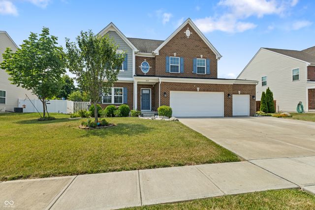 2833 Holiday Way, Greenwood, IN 46143