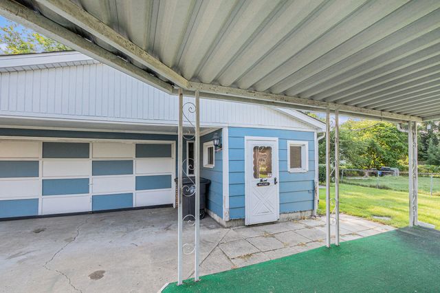 2737 Vermillion Street, Lake Station, IN 46405