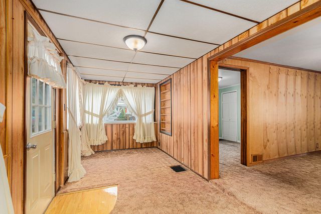 2737 Vermillion Street, Lake Station, IN 46405