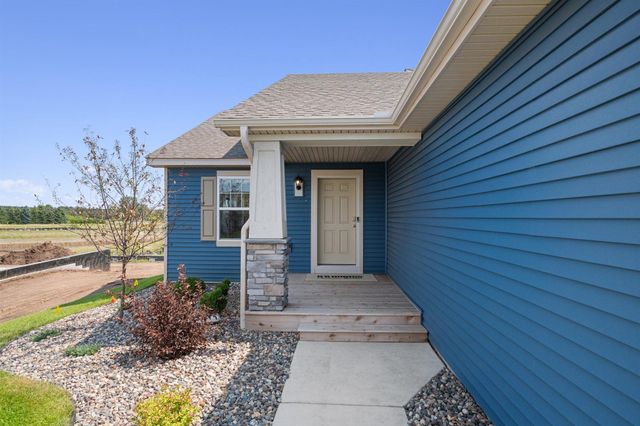 8963 Joliet Avenue S, Cottage Grove, MN 55016