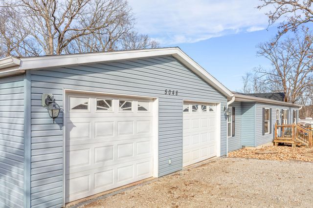 5048 Greenwood Drive, Merriam Woods, MO 65740