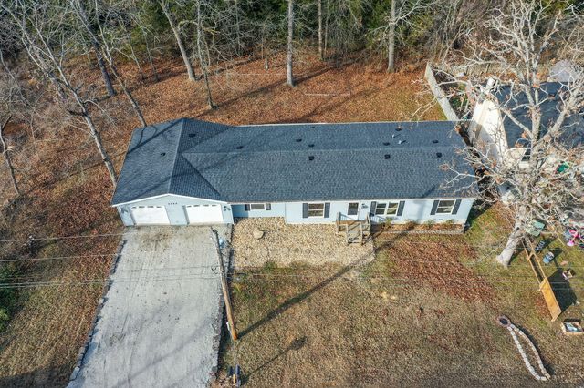 5048 Greenwood Drive, Merriam Woods, MO 65740