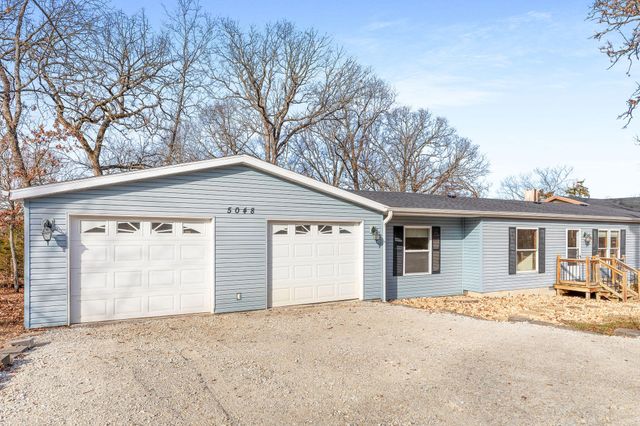 5048 Greenwood Drive, Merriam Woods, MO 65740