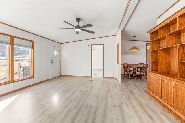 5048 Greenwood Drive, Merriam Woods, MO 65740