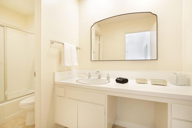 46700 Mountain Cove Drive 9, Indian Wells, CA 92210