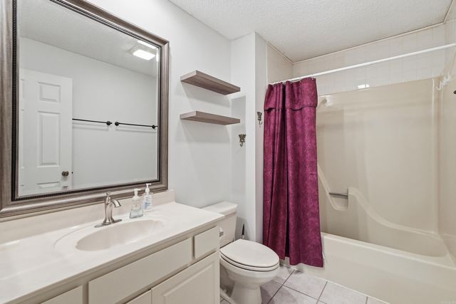 12 Huesca Lane, Hot Springs Village, AR 71909