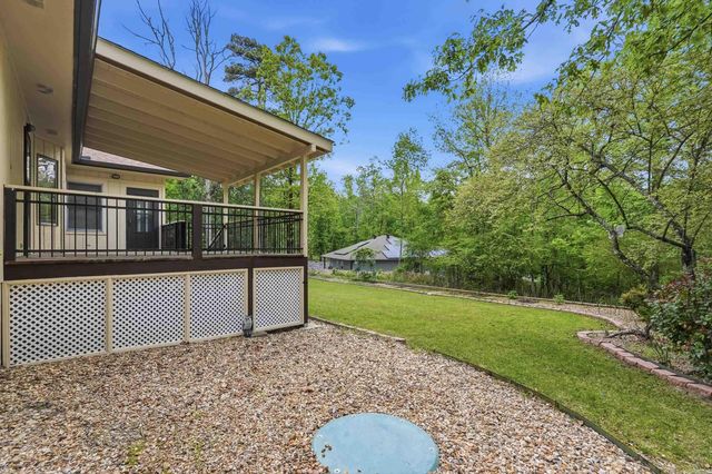 12 Huesca Lane, Hot Springs Village, AR 71909