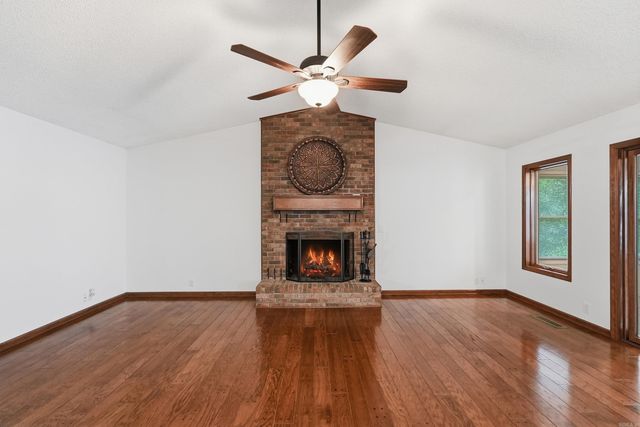 12 Huesca Lane, Hot Springs Village, AR 71909