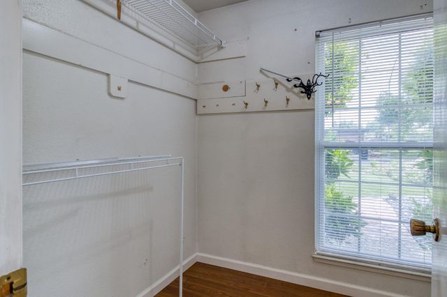 1501 Bella Terra Dr, Modesto, CA 95355