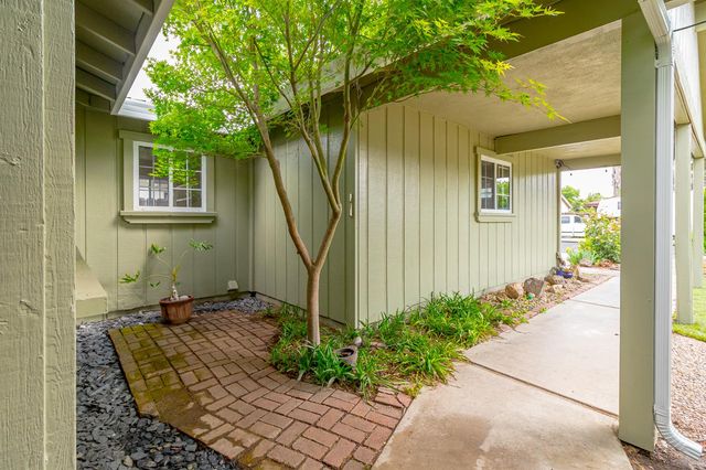 1501 Bella Terra Dr, Modesto, CA 95355