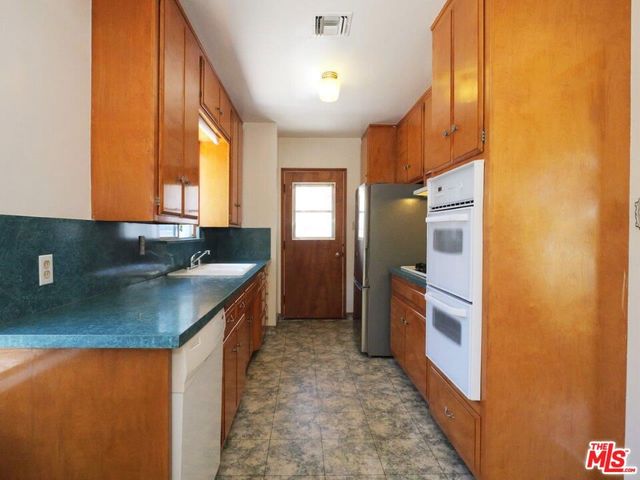 3179 Marwick Avenue, Long Beach, CA 90808