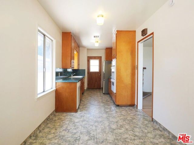 3179 Marwick Avenue, Long Beach, CA 90808