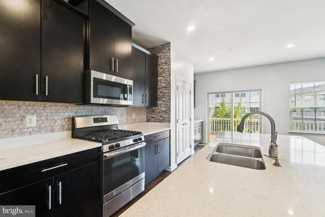 2932 HEBRON LN, Hanover, MD 21076