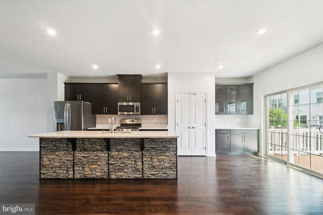 2932 HEBRON LN, Hanover, MD 21076