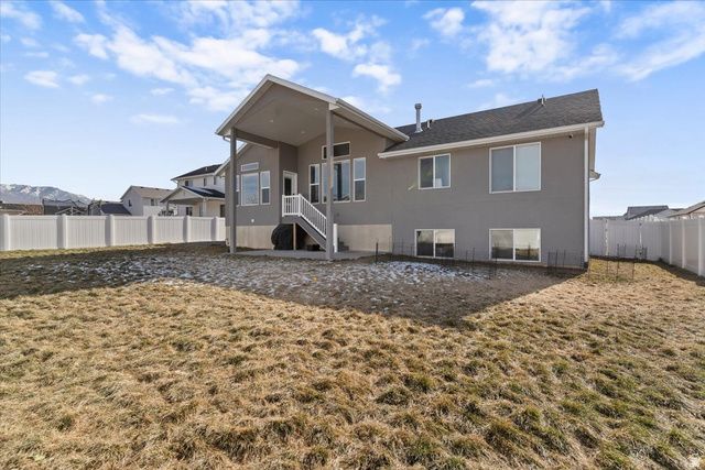 2422 3350 S, West Haven, UT 84401