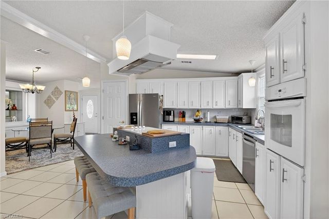 114 Audubon RD, Naples, FL 34114