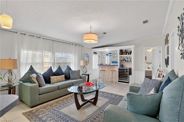 114 Audubon RD, Naples, FL 34114