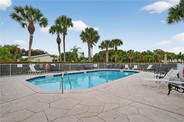 114 Audubon RD, Naples, FL 34114