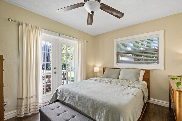 2500 PARK STREET N, St Petersburg, FL 33710