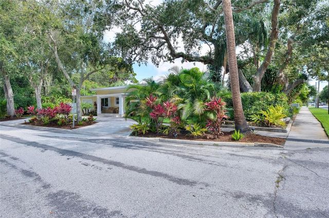 2500 PARK STREET N, St Petersburg, FL 33710